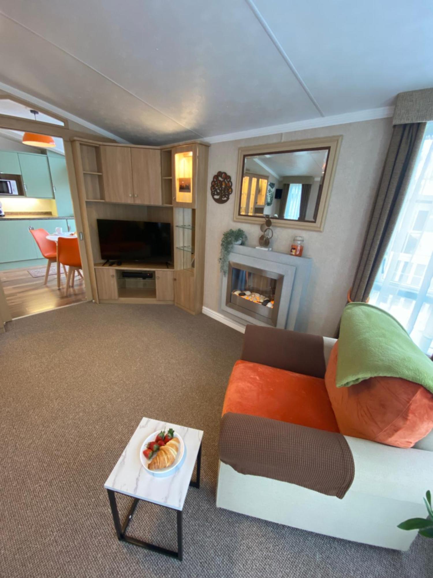 Red Squirrel Lodge Сэнддаун Экстерьер фото